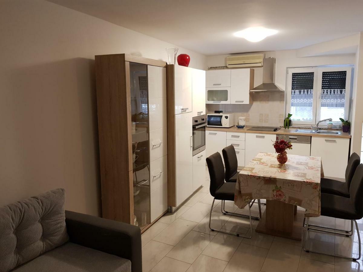 Izola City Center Apartment Exterior foto